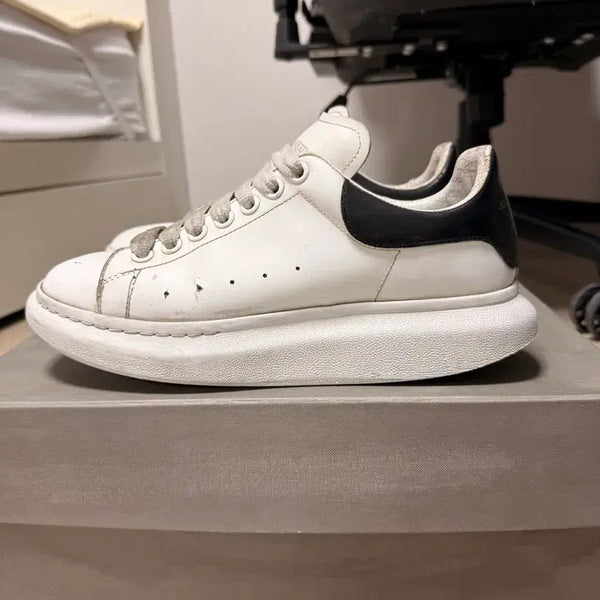 [BUNJANG] Alexander McQueen Oversized Sole Sneakers / 정품 알렉산더 맥퀸 오버솔 스니커즈 40 (260)