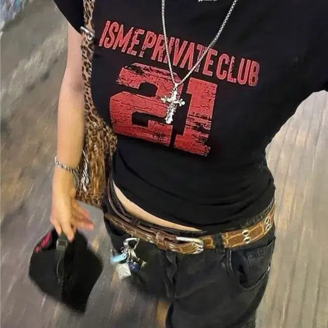 [BUNJANG] SHEIN Black Cropped T-Shirt with Red Print / 쉬인 블랙 반팔티