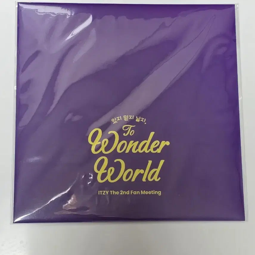 [BUNJANG] ITZY Wonder World Fanmeeting Popup Card / ITZY Wonder World 팬미팅 팝업카드