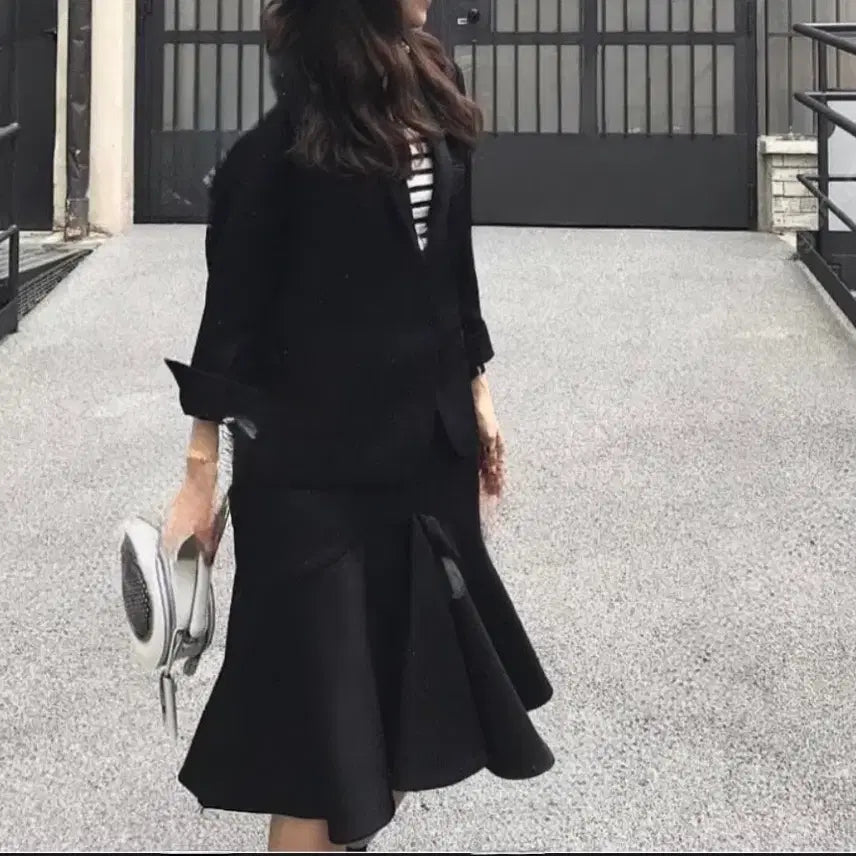 [BUNJANG] LCVY Yejis The Glitter Black Setup (Jacket + Skirt) New / 새상품)LCVY예지스 더글리터블랙 셋업(자켓+스커트)