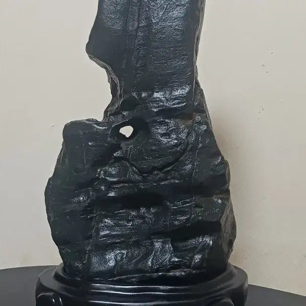 [BUNJANG] Natural Stone Scholar's Rock with Through Hole / 수석/자연 관통석