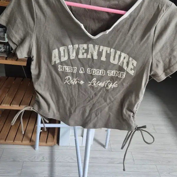 [BUNJANG] Side Shirring Cropped Short Sleeve T-Shirt Khaki / 옆셔링 크롭 반팔티 카키