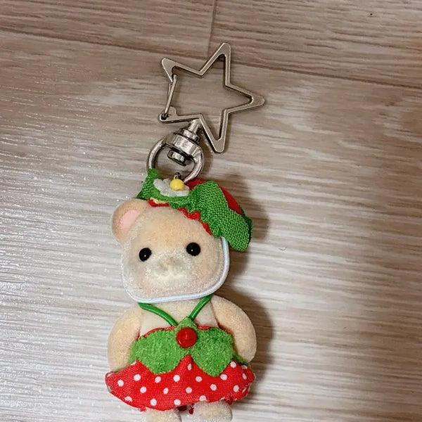 [BUNJANG] Sylvanian Families Strawberry Baby Bear Keychain / 실바니안 패밀리 딸기 아기 곰돌이 키링