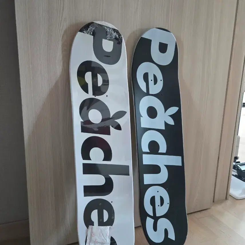 [BUNJANG] Peaches Obey Skateboard Deck / 피치스 오베이 데크