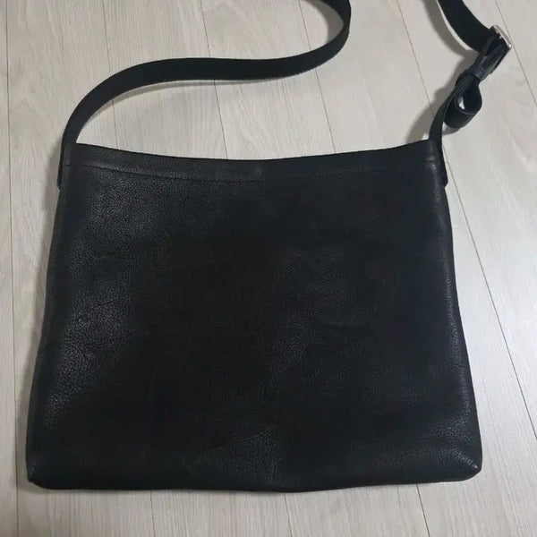 [BUNJANG] Slowandco Shoulder Bag Black / 슬로우앤코 숄더백 새제품