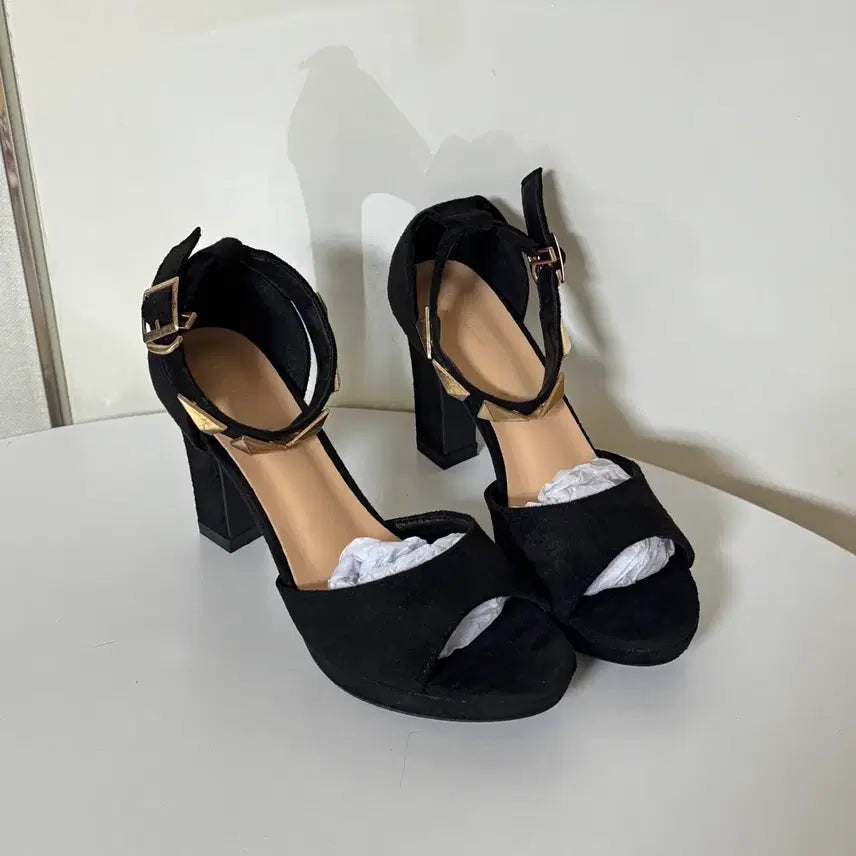 [BUNJANG] Black Suede Strap Stiletto Sandals - 225 Size (9cm Heel) / @새상품 225사이즈 9cm 블랙 스웨이드 스트랩 샌들힐