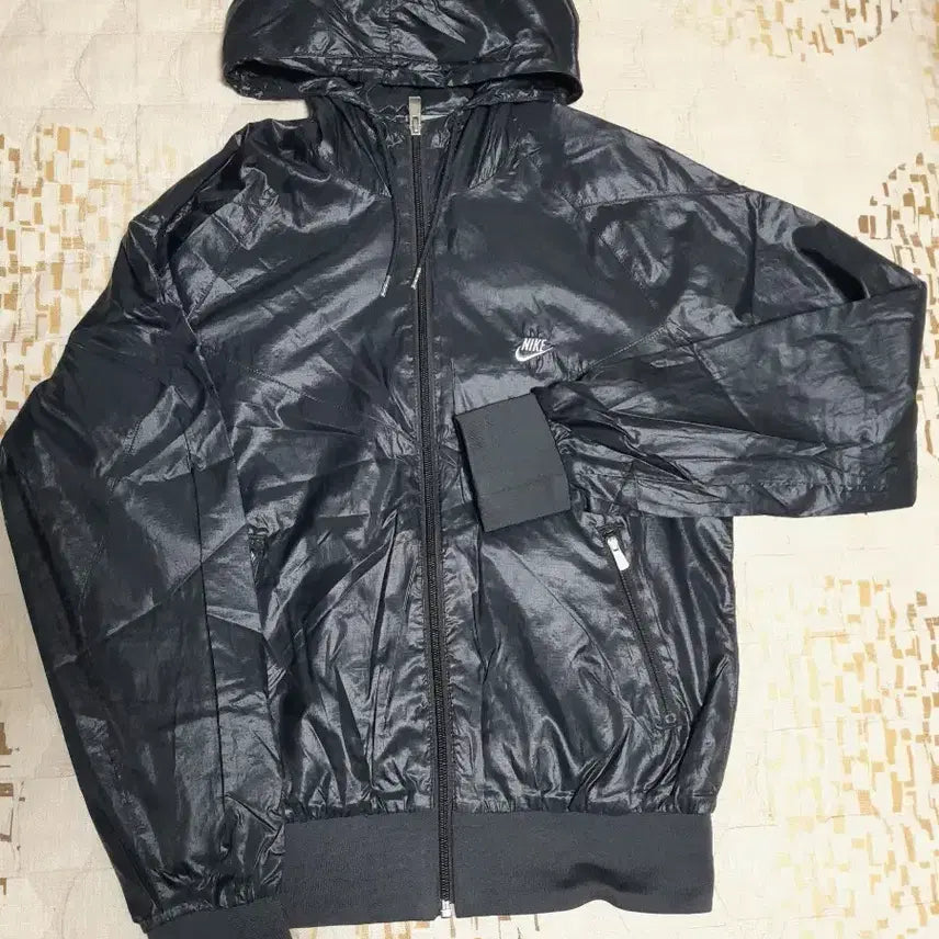 [BUNJANG] Nike Hooded Windbreaker Jacket Black Size 90 / 나이키 후드 바람막이 블랙 90