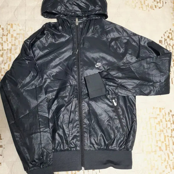 [BUNJANG] Nike Hooded Windbreaker Jacket Black Size 90 / 나이키 후드 바람막이 블랙 90