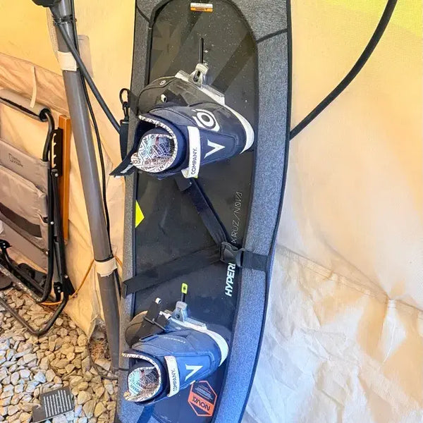 [BUNJANG] Hyperlite Cruise Nova 139 Wakeboard with 260-270 Company Boots / 하이퍼라이트 크루즈 노바 139 + 컴파니 부츠 260270