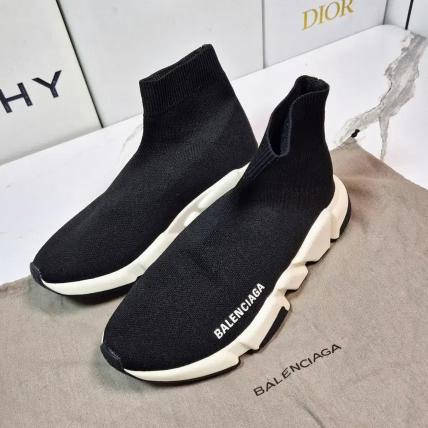 [BUNJANG] Balenciaga Speedrunner Sneakers Size 36 / (정품) 발렌시아가 스피드러니 스니커즈 운동화 36