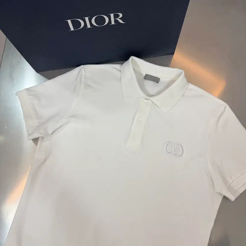 [BUNJANG] Dior CD Logo Collar T-Shirt / 디올 CD 로고 카라 티셔츠
