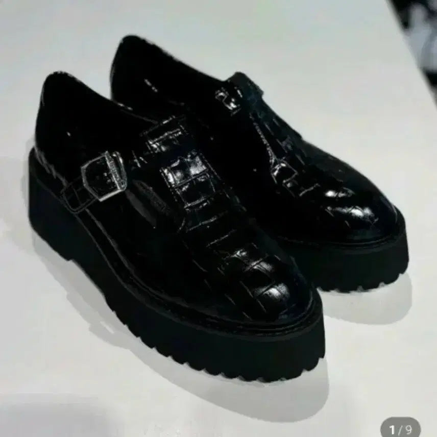 [BUNJANG] SUECOMMA BONNIE T-Strap Platform Loafers - Black, 240 / 슈콤마보니 T 스트랩 플랫폼 로퍼 - 블랙,240