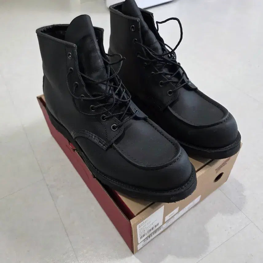 [BUNJANG] Red Wing Moc Toe 8074 Black Harness Leather Boots Size 11D / 레드윙 목토 8074 블랙 하니스 11D