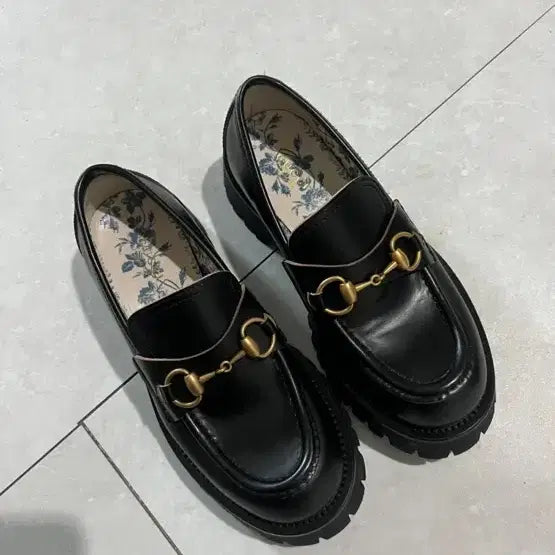 [BUNJANG] Gucci Horsebit Embroidered Leather Loafers / 구찌 홀스빗 블랙 로퍼