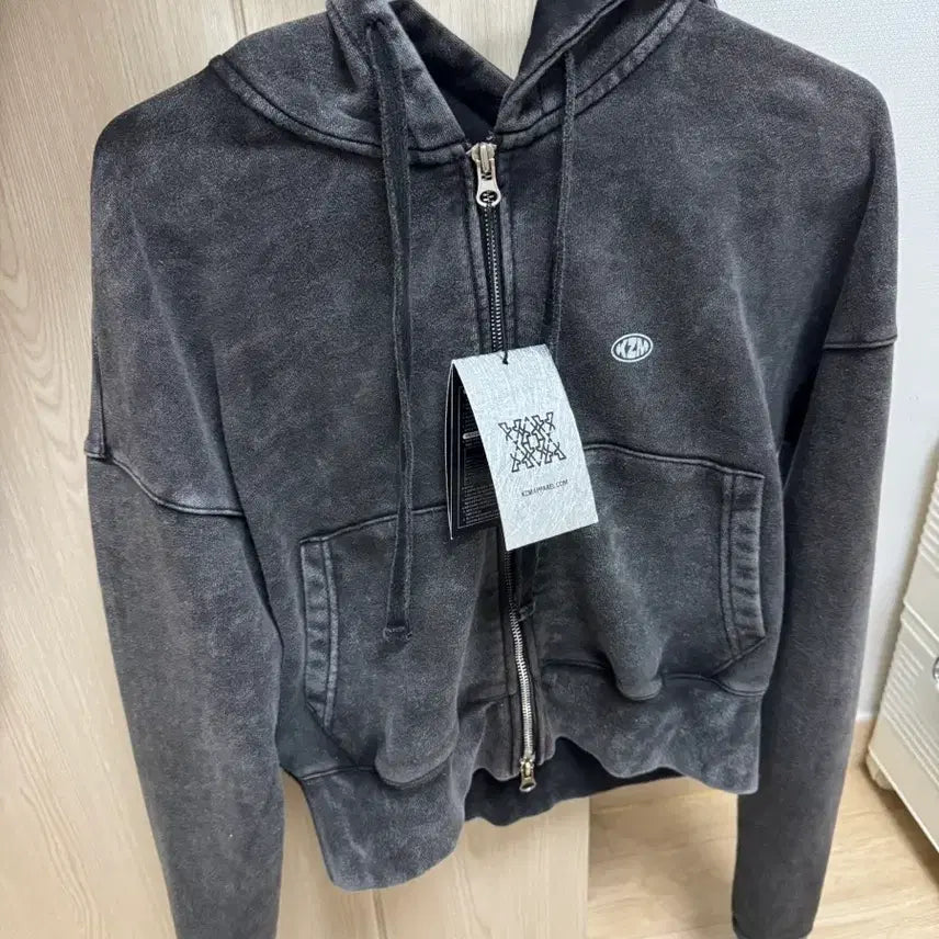 [BUNJANG] KIRAKIRA Washed Hoodie Zip-Up Black / KIRAKIRA WASHED HOODIE ZIPUP BLACK 후드집업