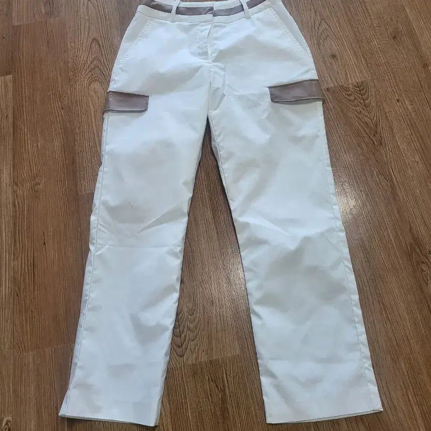 [BUNJANG] BOSS Women's White Cargo Pants (Size 55) / BOSS 여성용 화이트 카고 바지  55사이즈 (64) 골프바지 골프웨어