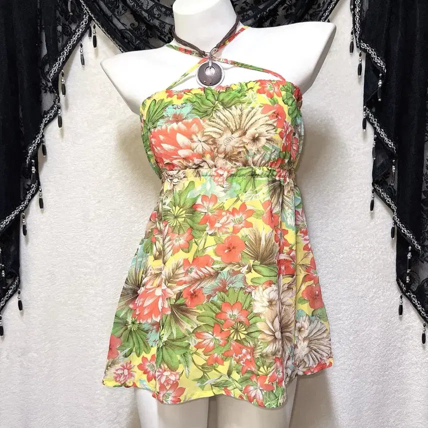 [BUNJANG] Tropical Hawaiian Floral Sleeveless Halter Top / 트로피칼 하와이안 플로럴 히메갸루 슬리브리스 홀터 나시 아게하 팝걀 핀터
