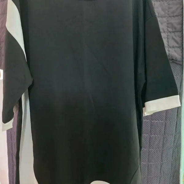 [BUNJANG] Black White Color Block Short Sleeve T-Shirt / 블랙 화이트 배색 반팔 티셔츠