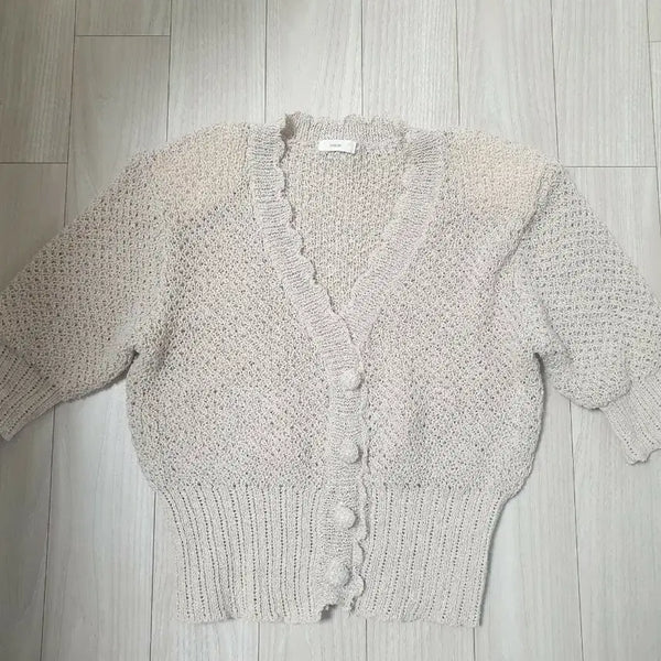[BUNJANG] Cozy Cat Short-Sleeve Knit Cardigan / 코즈캣 반팔 니트가디건