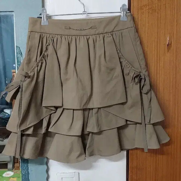 [BUNJANG] Lucky Chouette Women's Tiered Skirt Size 55 / 럭키 슈에뜨 여성 캉캉 스커트 55