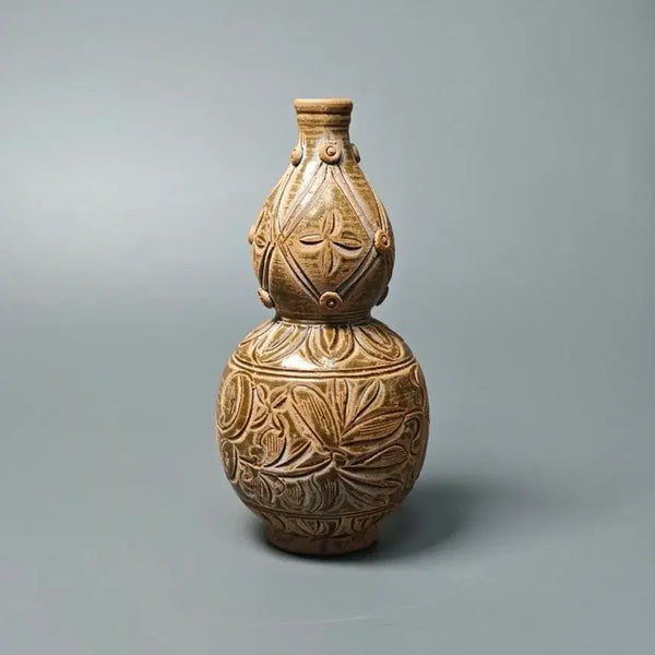 [BUNJANG] Yuan Dynasty Brown Glaze Incised Flower Pattern Twin-handled Vase Chinese Celadon / 월주요 갈색유 음각 화문 쌍이호로병 호리병 중국도자기 골동품 수집품