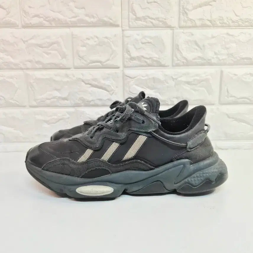 [BUNJANG] Adidas Ozweego Core Black Sneakers / 아디다스 245 오즈위고 코어 블랙 스니커즈 운동화
