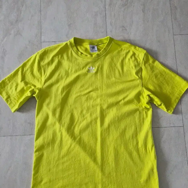 [BUNJANG] Adidas Men's Short Sleeve T-Shirt / 남성 아디다스 반팔 티셔츠