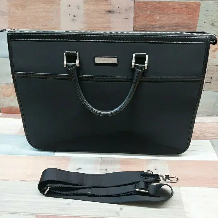 [BUNJANG] Burberry Nylon Leather Briefcase Crossbody Bag / 버버리 서류가방 크로스백 남자가방 브리프케이스