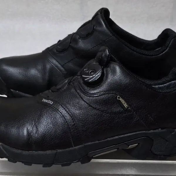 [BUNJANG] TrekSta City Gore-Tex Light Hiking Shoes / 트렉스타 TrekSta 시티 고어텍스 경등산화 트레킹화 케주얼화 285