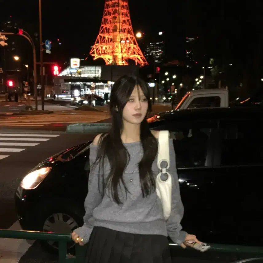[BUNJANG] Our Cabinet Off-Shoulder Knit - Grey / 아워캐비넷 오프숄더
