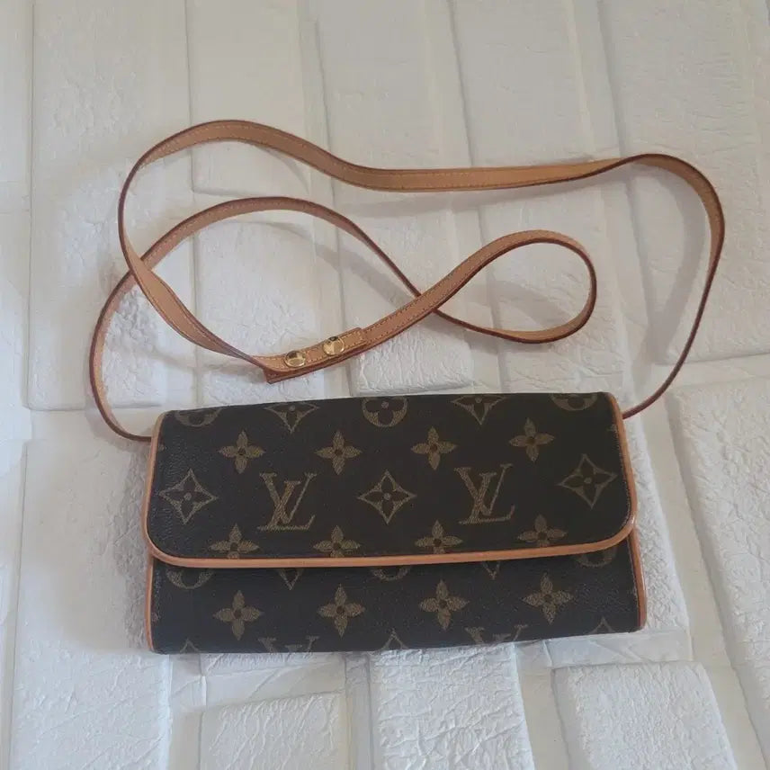 [BUNJANG] Louis Vuitton Monogram Crossbody Bag / (정품)루이비통가방