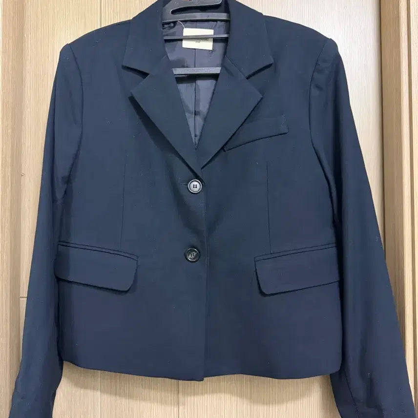 [BUNJANG] Navy Cropped Jacket / 네이비 크롭 자켓