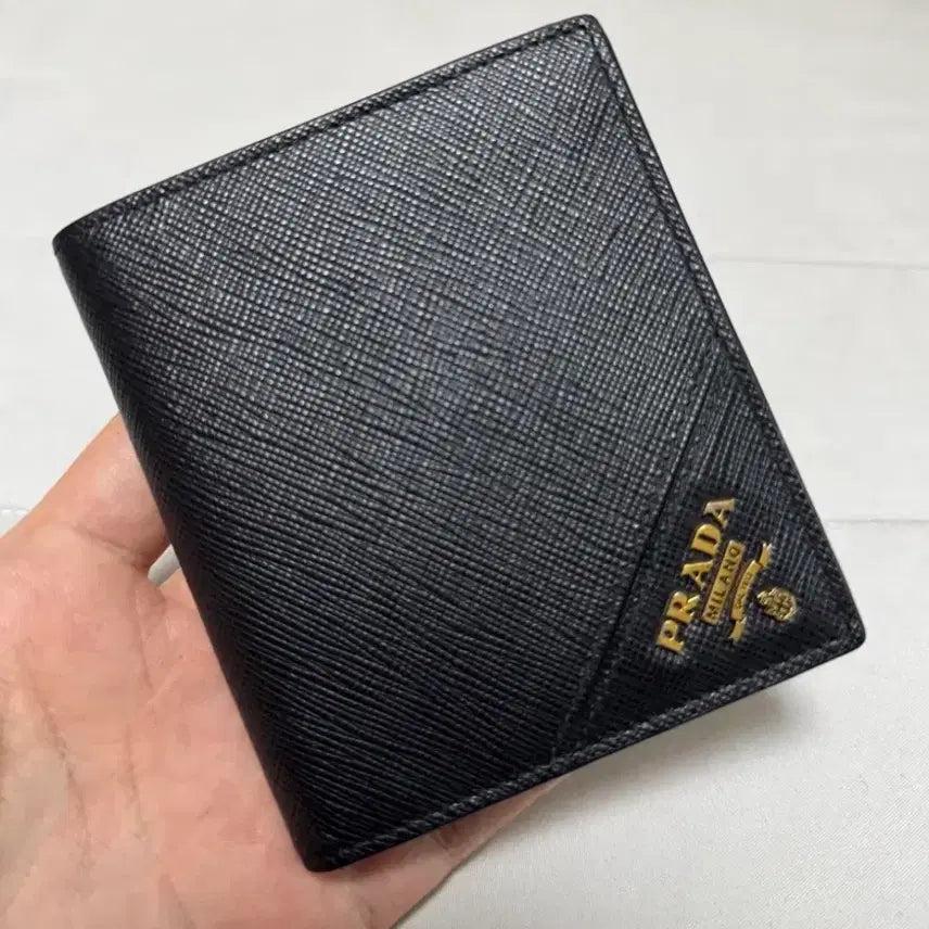 [BUNJANG] Prada Saffiano Bi-fold Wallet Black / 프라다 사피아노 지갑 블랙 새상품급