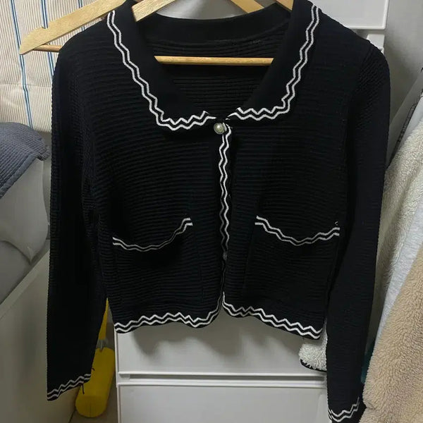 [BUNJANG] Black Wave Color Block Knit Cardigan Summer / 블랙 물결 배색 가디건 니트 여름