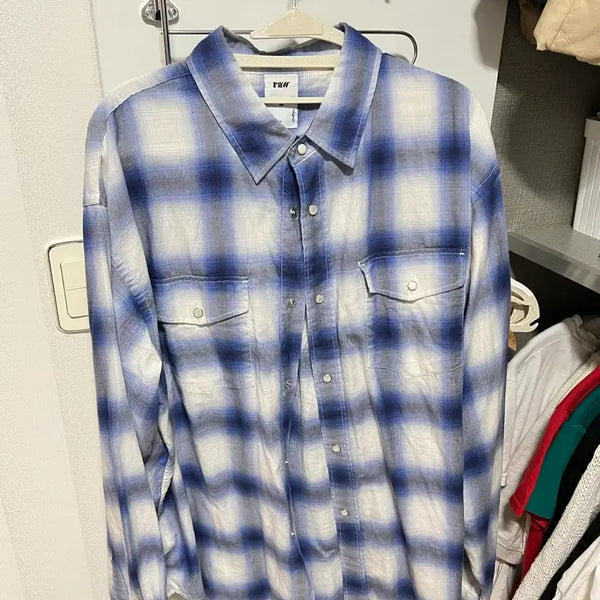 [BUNJANG] Blindfiles Ombre Blue Shirt / 블라인드파일즈 옴브레 블루셔츠 2