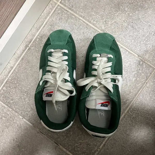 [BUNJANG] Nike Cortez Green Sneakers / 나이키 코르테즈 그린 운동화 230