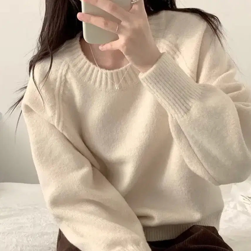 [BUNJANG] Creamy Loose Fit Round Neck Knit / 크리미 루즈핏 라운드넥 니트