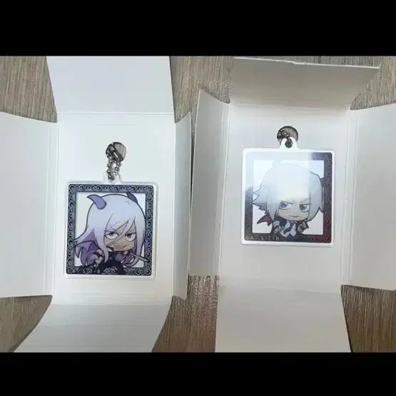[BUNJANG] Katekyo Hitman Reborn! Gokudera Hayato & Squalo Superbia Acrylic Keychain / 가히리 고쿠데라 스쿠알로 아크릴키링