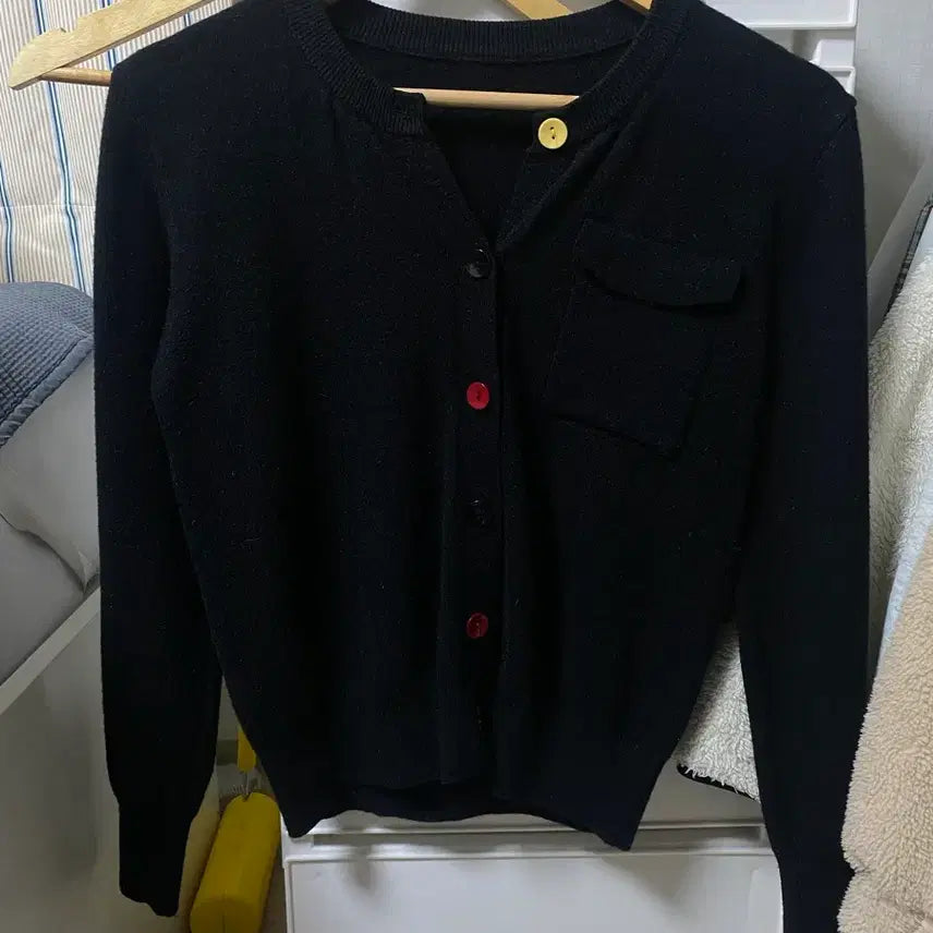 [BUNJANG] Black Beige Round Pocket Cardigan / 블랙 베이지 라운드 포켓가디건