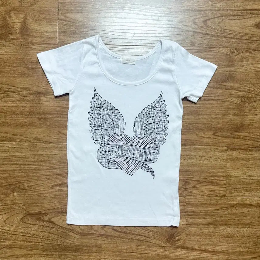 [BUNJANG] Vintage White Cubic Heart Wings Short Sleeve T-Shirt / 빈티지 화이트 큐빅 하트 날개 반팔 티셔츠 오네갸루 로걀 베메클깔 달천깔
