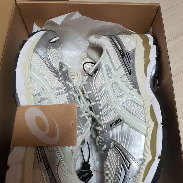 [BUNJANG] Asics Ronie Pig Gel-Kayano 12.1 Cream/Pure Aqua Shoes (270) / 아식스 로니피그 젤카야노 12.1 크림퓨어아쿠아270