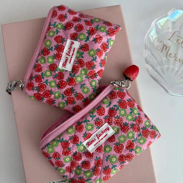 [BUNJANG] Strawberry Pattern Pouch with Charm / 새상품) 딸기키링포함 마지막 하나!