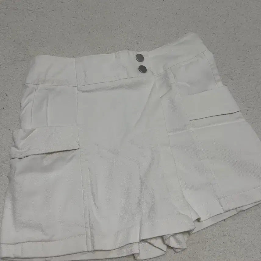 [BUNJANG] White Short Skirt Pants / 화이트 숏 치마바지