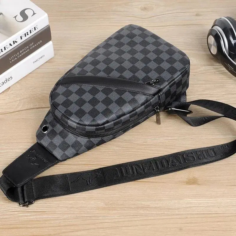 [BUNJANG] Black Mini Crossbody Bag / 블랙 미니 크로스백 새제품