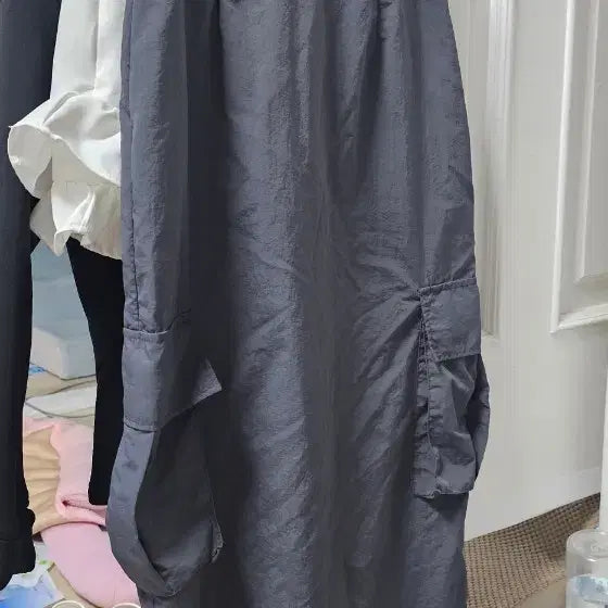[BUNJANG] Charcoal Cargo Long Skirt / 바스락 챠콜 카고 롱 스커트
