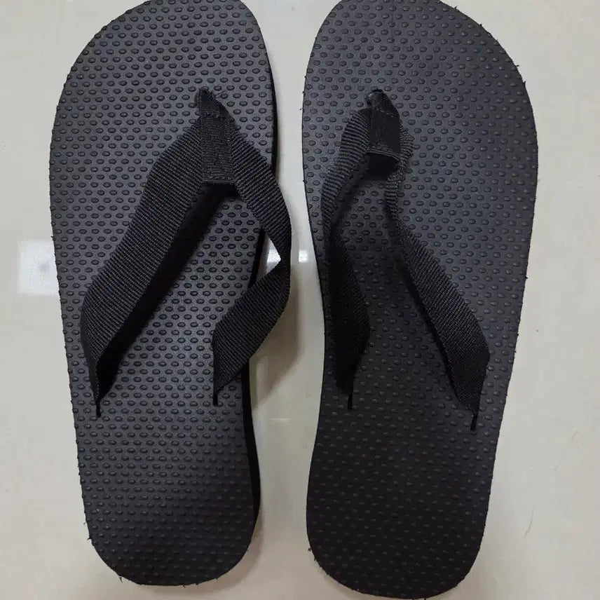 [BUNJANG] Black Platform Flip-Flops Sandals (2.5cm Heel) / 블랙 플랫폼 플립플랍 쪼리 240(2.5cm 높은 굽)