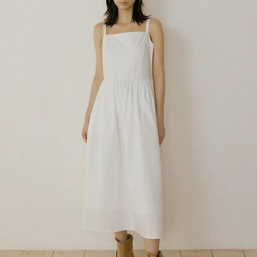 [BUNJANG] Lingseoul Bustier Shirring Long Dress Ivory / 링서울 LINGSEOUL 뷔스티에 셔링 원피스