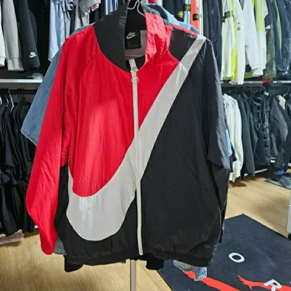 [BUNJANG] Nike Big Swoosh Windbreaker Jacket Unisex / 나이키 빅스우시 바람막이쟈켓 정품(새상품) 남녀공용