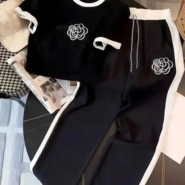 [BUNJANG] Black Camellia Embroidered Short Sleeve Top and Bottom Set / 블랙 까멜리아 반팔 상하의 세트