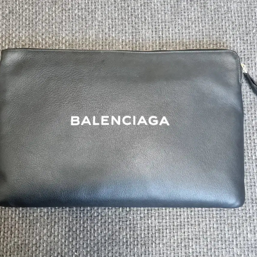 [BUNJANG] Balenciaga Clutch Bag / 발렌시아가 클러치백
